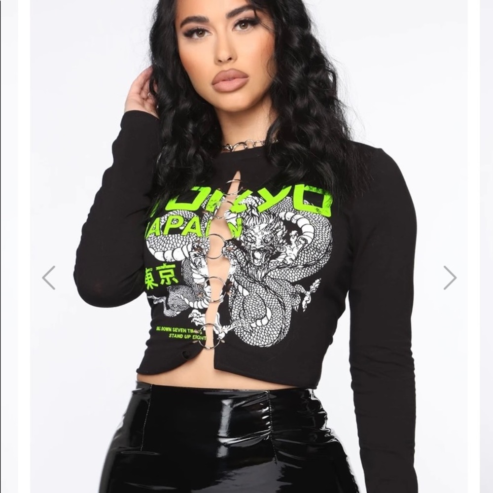 Through The Hoops Top - Black